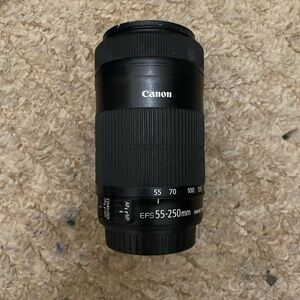 Canon EF-S 55-250mm